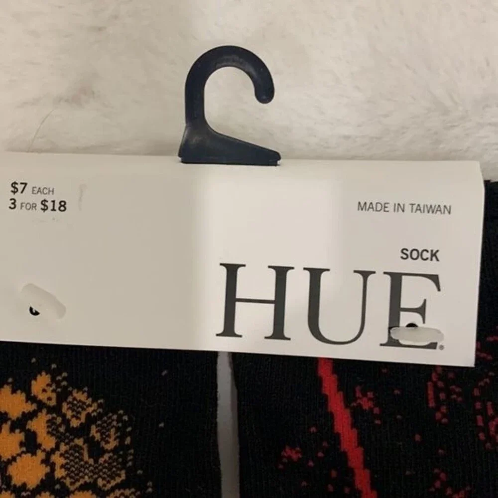 NWT HUE Movie 🎥 Night Socks